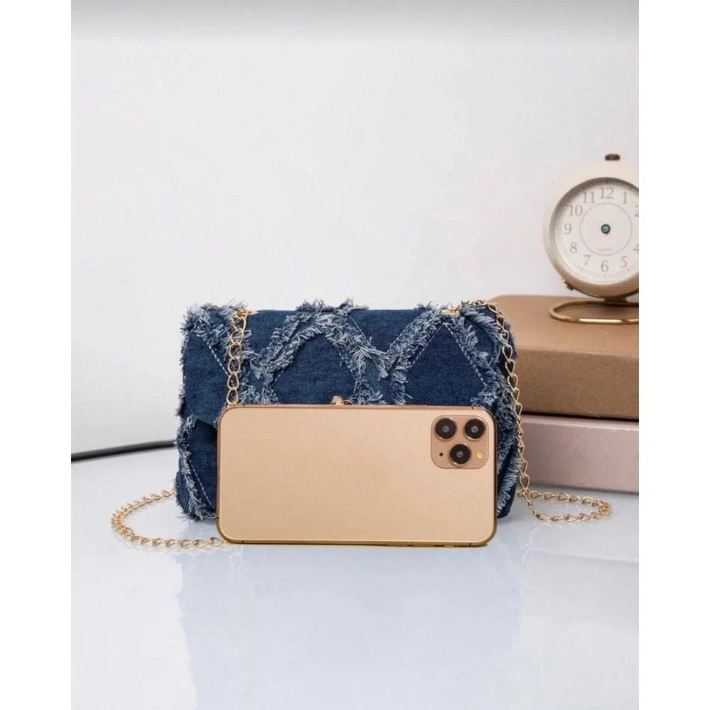 Distressed Denim‎ Crossbody Bag Blue Quilted Frayed Chain Strap Purse